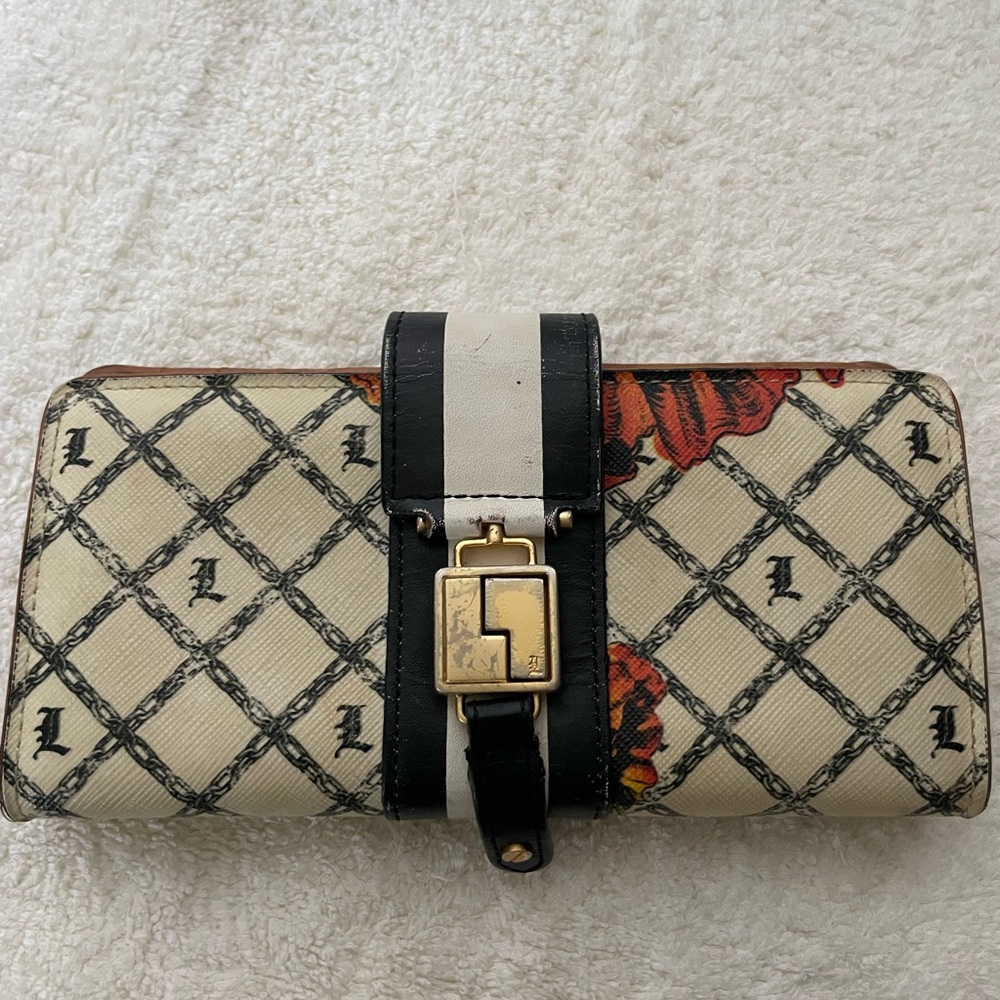 LAMB by Gwen Stefani Wallet